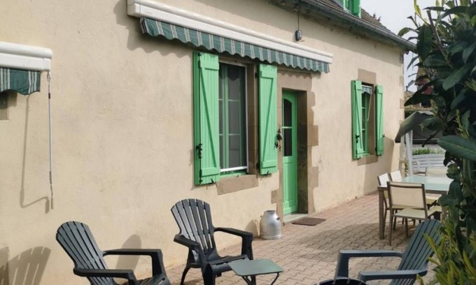 Saint-Aubin-le-Monial Cottage | Historic Farmhouse with Garden, Near Thermal Spa, Sleeps 8