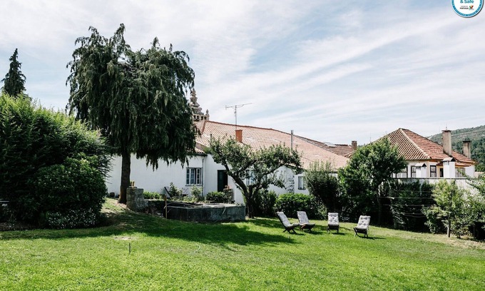 Vila Pouca de Aguiar House | Historic House Alto Douro - 3 bedrooms, living rooms, , fireplaces, garden