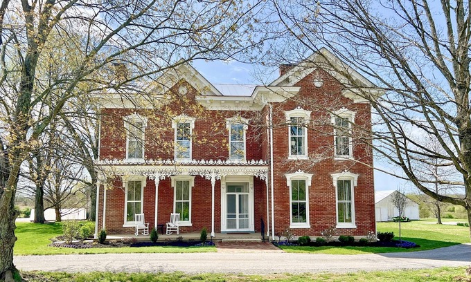 Shelbyville Other | Historic Home Farm Stay in the Heart of Bourbon Country