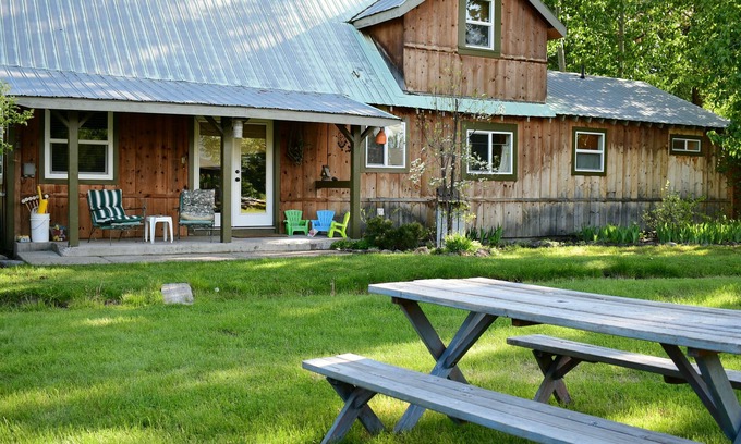Chester House | Historic Home in Chester Next To Lake Almanor