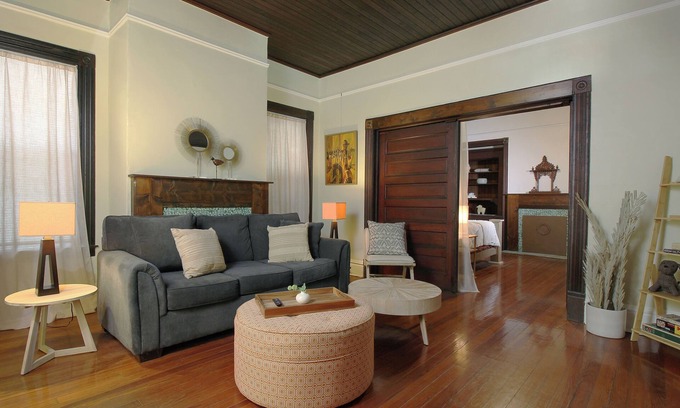 Augusta House | Historic home in Downtown Augusta GA. 5.2 miles from Masters.