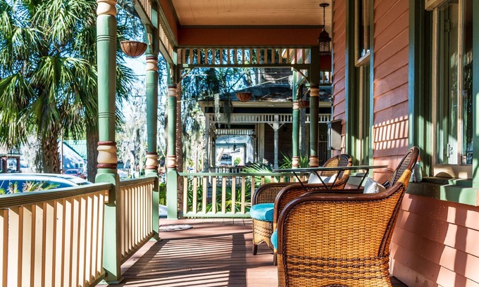 Brunswick House | Historic home in Old Town Brunswick