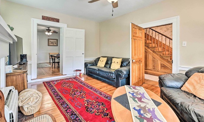 Edinburg House | Historic Home w/ Creek: Near Edinburg Museum!