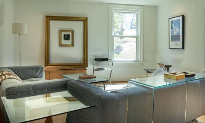 Staunton House | Historic house, designer charm, downtown location