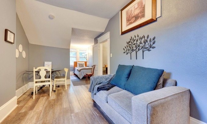 Urban Core Apartment | Historic Jacksonville Retreat ~ 2 Mi to Downtown!