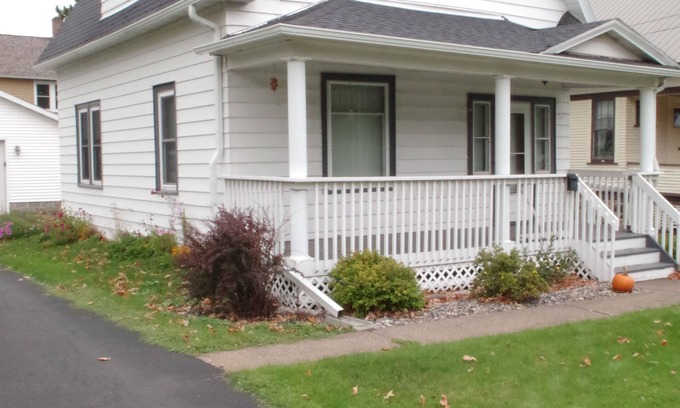 Ironwood House | Historic kit home close to hiking, skiing, and ATV/snowmobile trails.