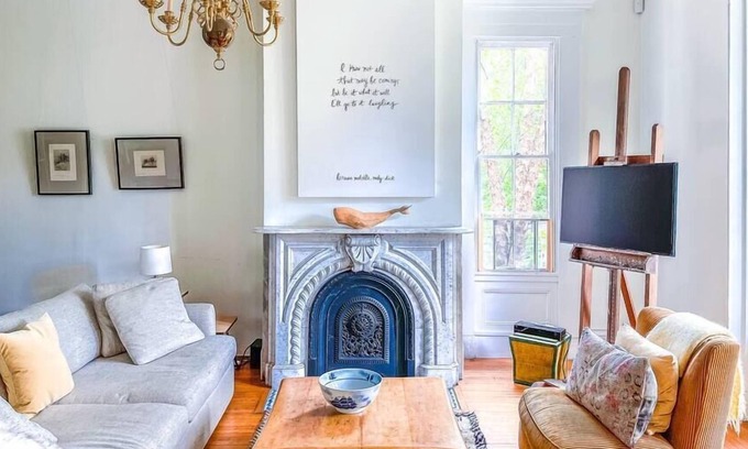 New Bedford House | Historic Melville Mansion Near Ferry – 3BR/3.5BA