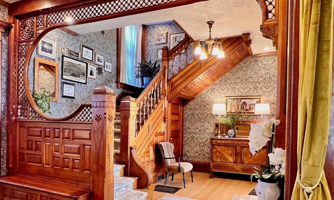 Helena West Side House | Historic Montana Manor