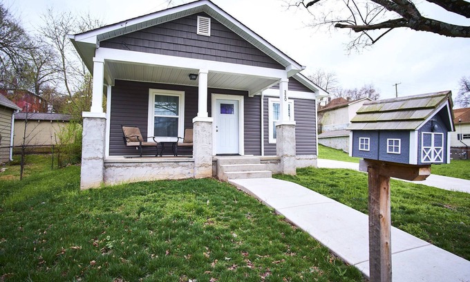 Knoxville House | Historic North Knox - 2 miles to downtown