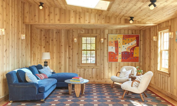 Mattituck Apartment | Historic Over-The-Water 3-Bedroom Loft Apartment