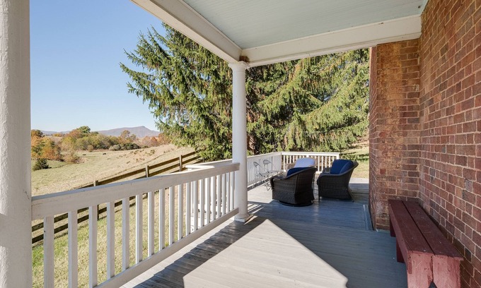 Raphine House | Historic Raphine Retreat Near Brownsburg Village!