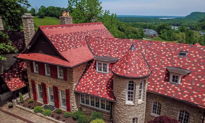 Saint Albans House | Historic Remodeled Private Hilltop Estate - Great for Families/Golf/Corporate