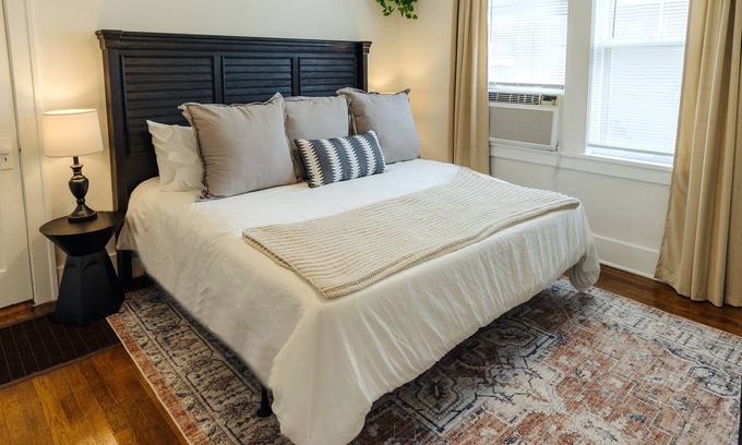 Midtown House | Historic Revival King Bed Midtown Memphis 66
