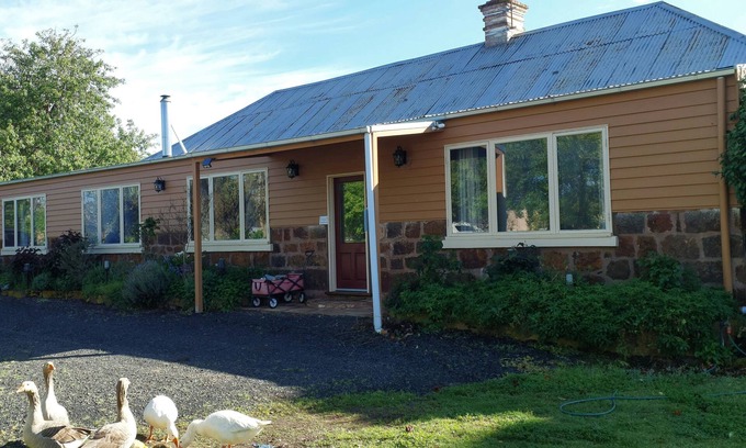 Kanagulk Other | Historic rural large 3 bedroom GuestHouse