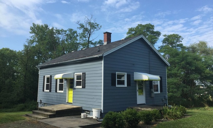 Streetsboro House | Historic Schoolhouse - Private Yet Central minutes from 480 and the Turnpike