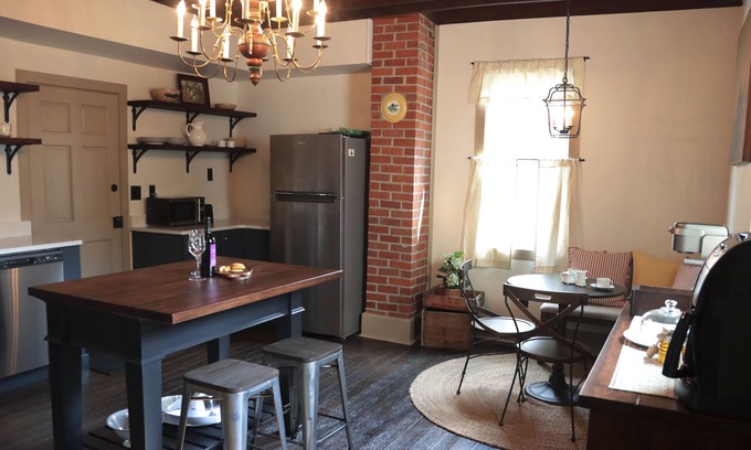 Zoar House | Historic Schoolmaster’s House in Zoar