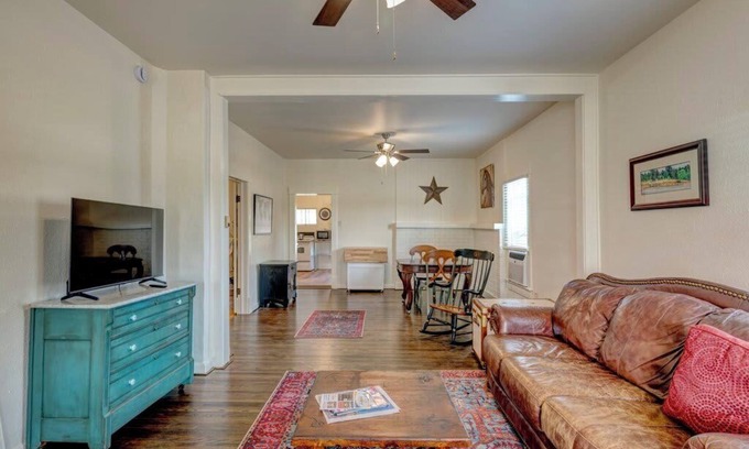 Sheridan House | Historic Sheridan Retreat – Cozy 2BR Centrally Located
