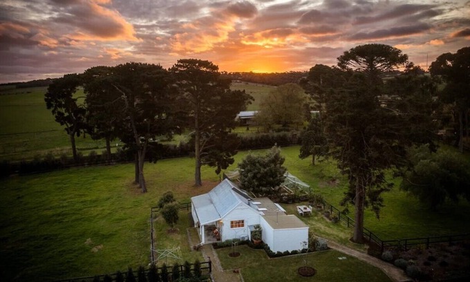 Drysdale Cottage | Historic Soho Estate, Resort Facilities -Bellarine