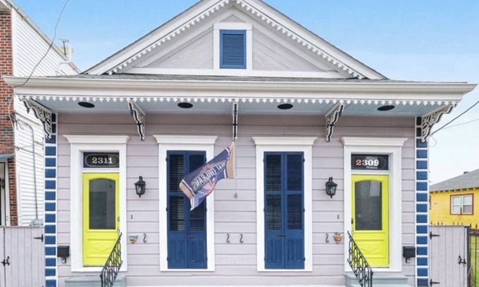 Treme House | Historic Treme Stay: Modern Comfort, Private Courtyard & Prime Location