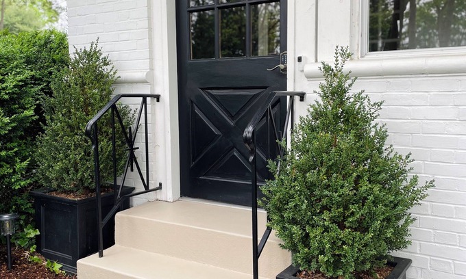 Mechanicsburg House | Historic Trimble House & Gardens 17-Acre Estate