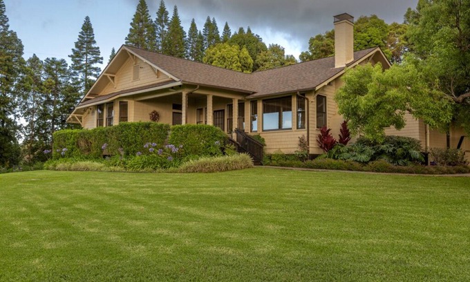 Makawao House | Historic Upcountry Ranch Home