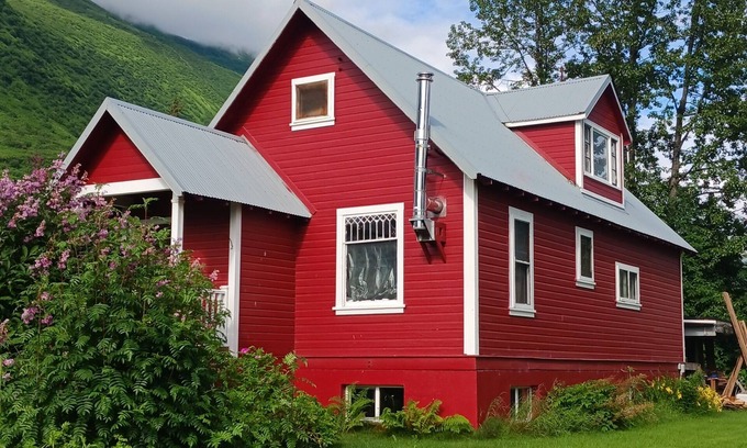 Valdez House | Historic Valdez Home