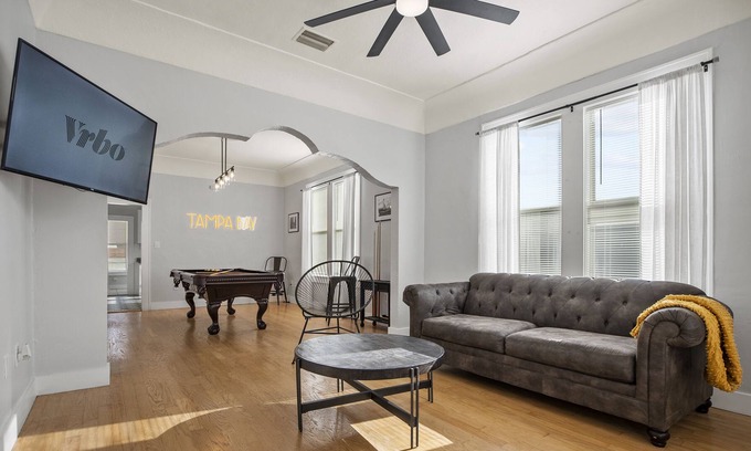 East Ybor House | Historic Ybor City Bungalow Blocks from 7th Ave