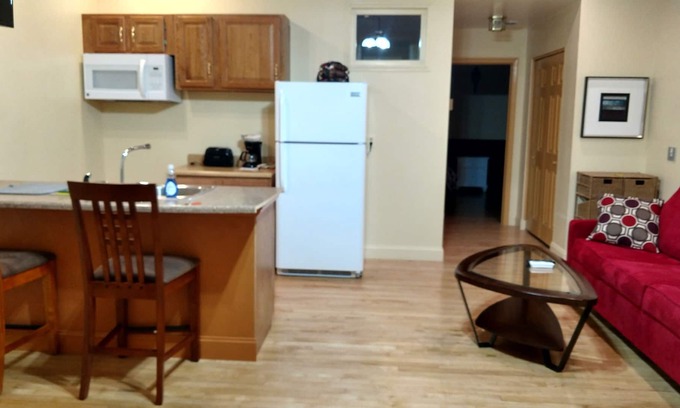 Alverton Condo | Historical Building On Town Square Outdoor Activities Nearby