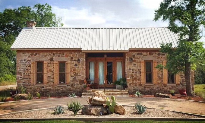 Mason House | Historical Fulton Guesthouse