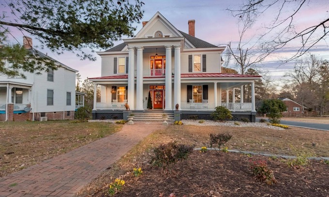 Blackstone House | Historical home - walking distance to shops and eateries