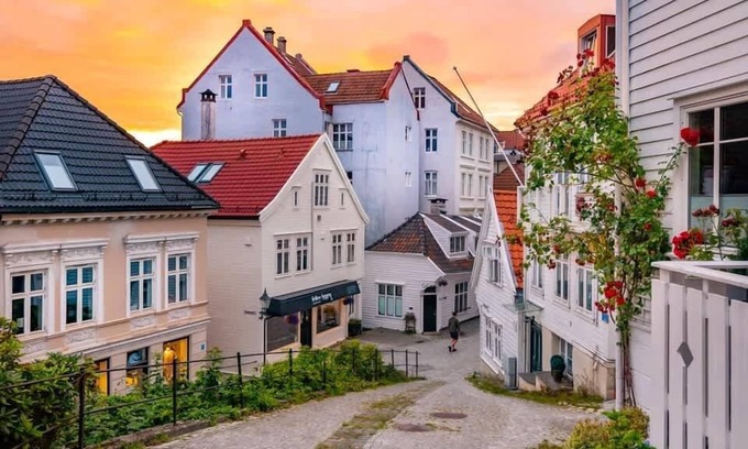 Bergen City Centre Apartment | Historical house from 1850 in the heart of Bergen