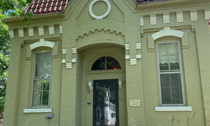 Angola House | Historical School House with Lake James chain access