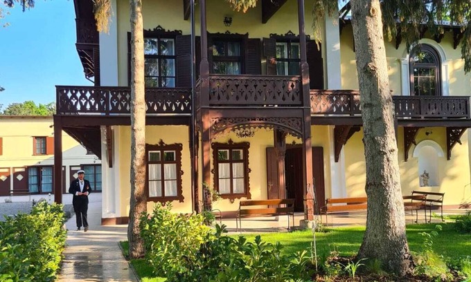 Baden Villa | Historische Villa Musik - 600 m von Zentrum