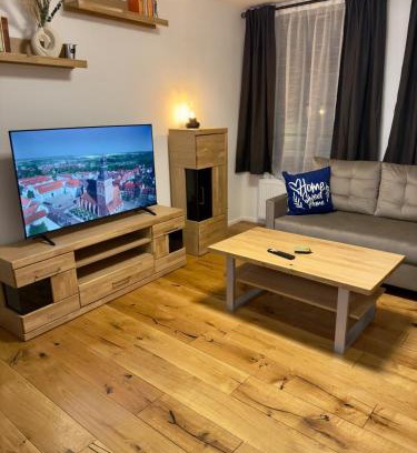 Malchin Apartment | Historisches Wohnen nahe Rathaus und Steintor