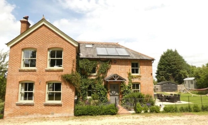 New Forest District House | History + Luxury Eco House in The New Forest