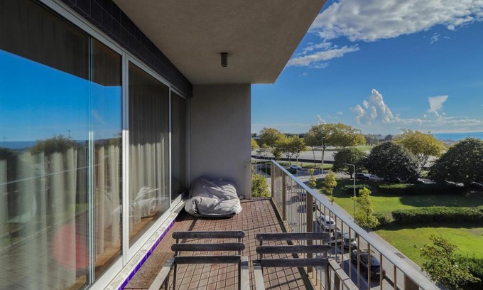 Vilarinha Apartment | HM - Ocean Breeze Delight