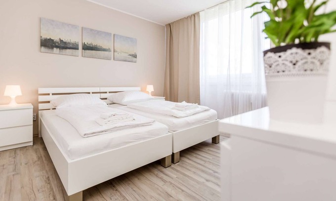 Hackenbroich Apartment | HÖ01 large apartment with dryer and washing machine