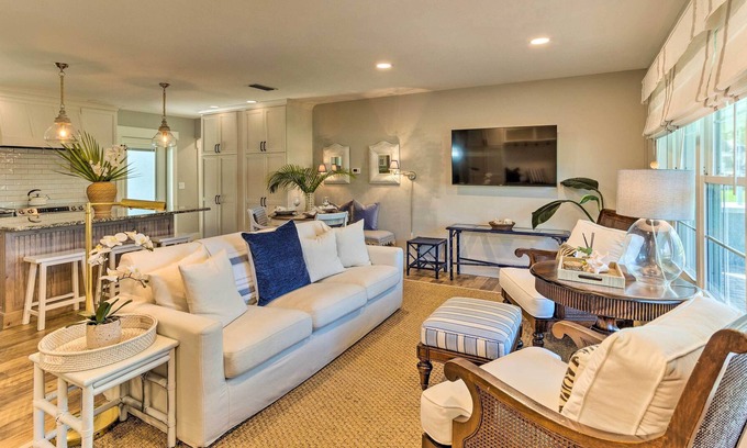 Hobe Sound House | Hobe Sound Getaway ~ 2 Mi to the Beach!