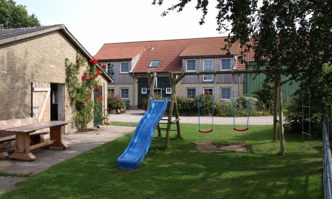 Dorphof Apartment | Hof Schubyfeld