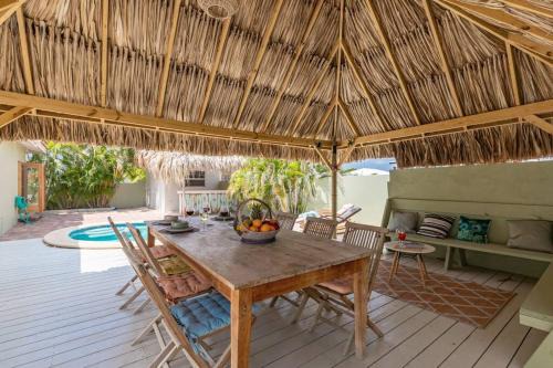 Sunset Heights House | Hofi Paradise