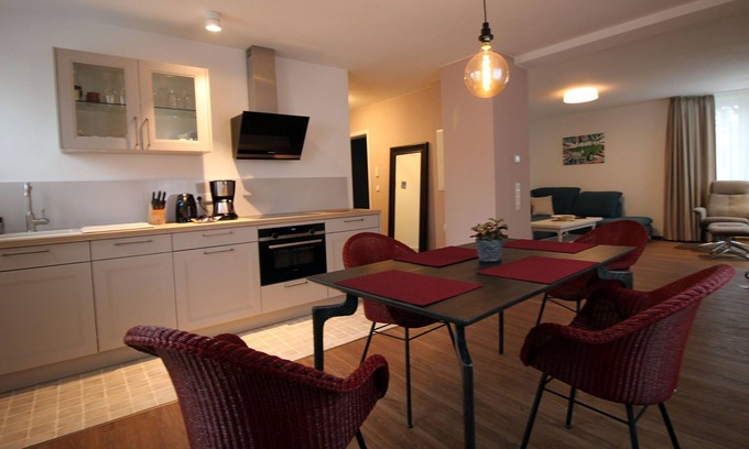 Heppenheim Apartment | Hofreite Top 2: Beautiful, high quality apartment with 65 m²