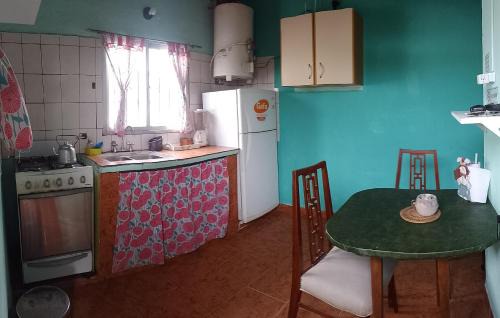 Mar del Plata Apartment | Hogar "Doña Lucia" Para 3 Personas COCHERA PRIVADA GRATIS