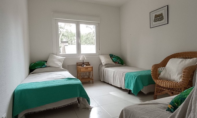 Fuencarral-El Pardo House | Hogar en Espacio Verde Tranquilo y con Areas Compartidas de Disfrute
