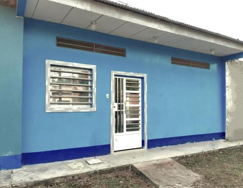 San Juan Bautista Apartment | Hogar y naturaleza