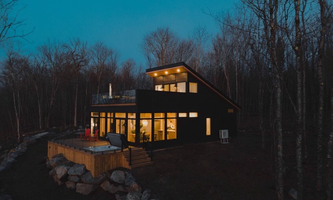 Labelle House | Hojd cabin -Spa & Panoramic view/2 kayaks
