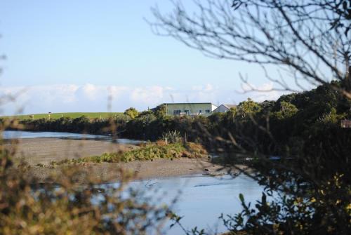 Hokitika Apartment | Hoki Boatshed Holiday Accommodation