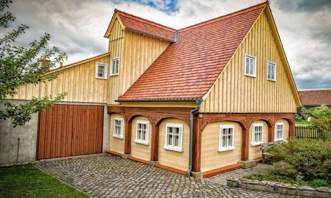 Grossschoenau Apartment | Holiday home Wiesenhäusel