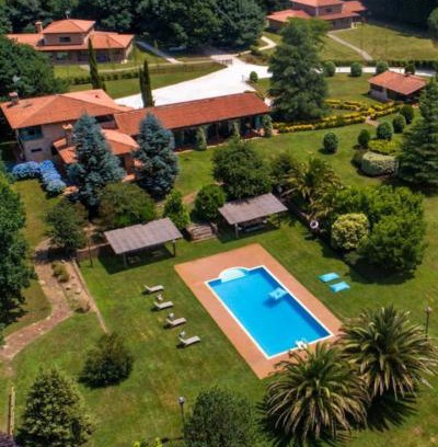 O Pino Villa | HolaCamp Camino