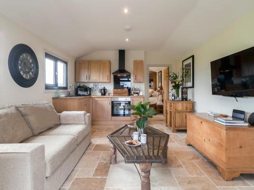 Gloucester House | Holders Cottage