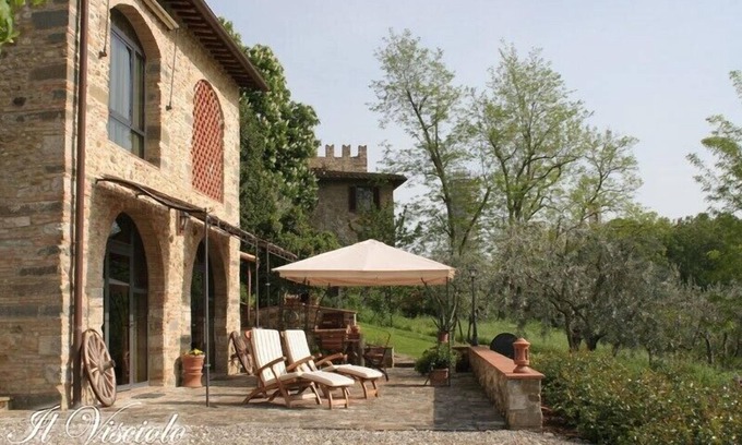San Casciano in Val di Pesa Cottage | Holiday home with a view, walk to restaurants and shops, car is not required